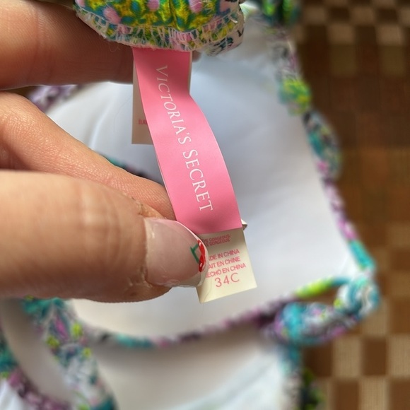 NWOT Victoria's Secret Bikini Pushup Bra Top 34C & White Crochet Tie Bottoms - Picture 14 of 15